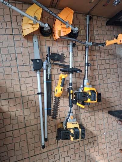 Ingco gasoline grass trimmer and bush cutter - All Hand Power Tools