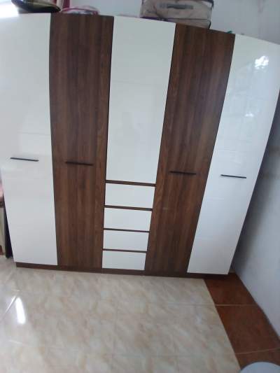 Sale of furniture wardrobe - Others