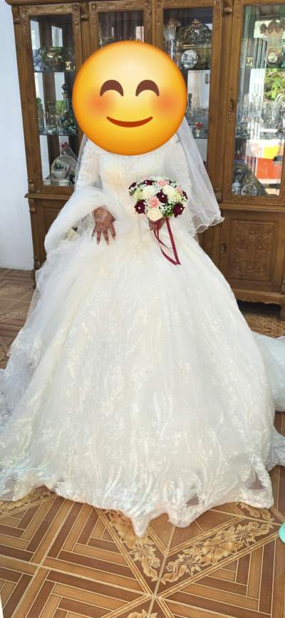 Wedding Dress - Dresses (Women)