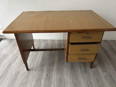 Study desk - Desks on Aster Vender