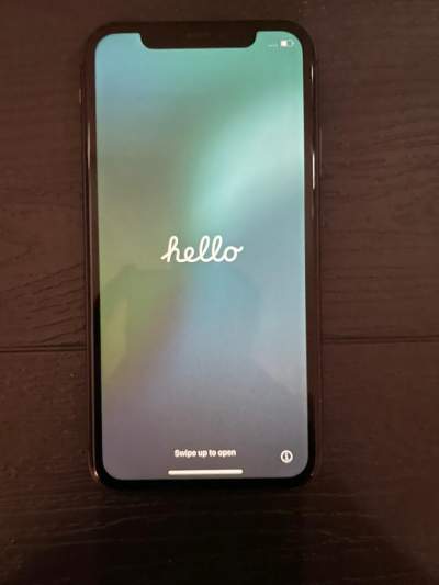 iPhone 11 Black - iPhones