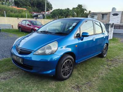 Honda Fit 2005 (Automatic) - Compact cars on Aster Vender