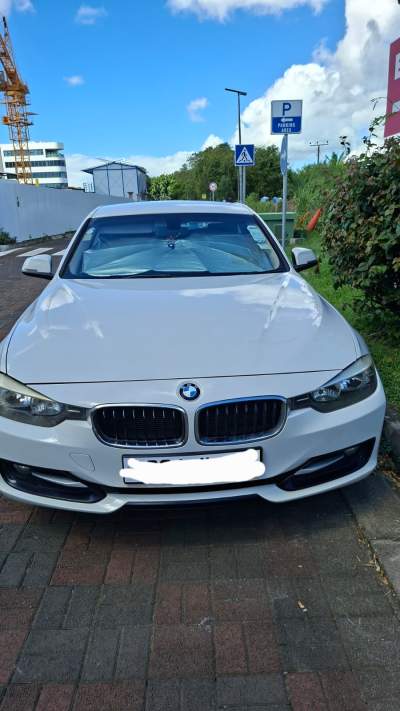 BMW 320i for Sale 2013 - Luxury Cars on Aster Vender