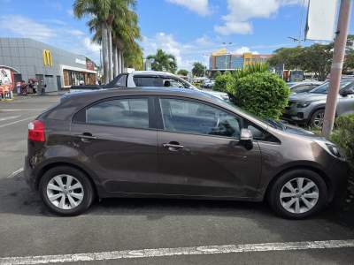 KIA RIO 2014 - Compact cars on Aster Vender