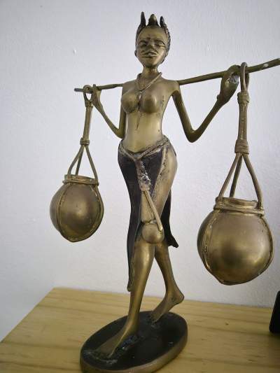 African Statue made of brass (mix of copper and zinc) - Sculptures