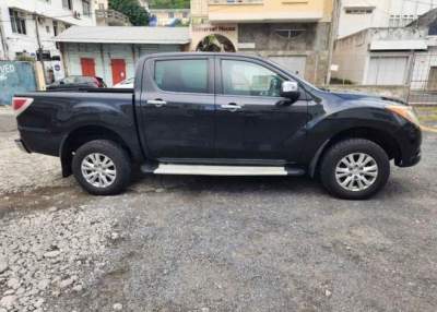 Mazda BT-50 2015 - Pickup trucks (4x4 & 4x2) on Aster Vender