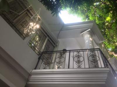 2 Bedrooms for Rent - Room in House