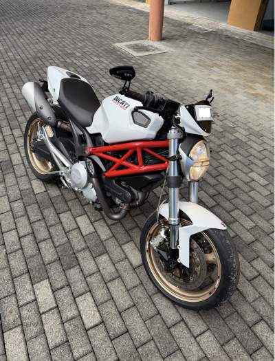 Ducati Monster 696 — 9,600 KM ONLY - Sports Bike