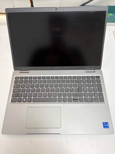 Dell Latitude 5520 - Laptop