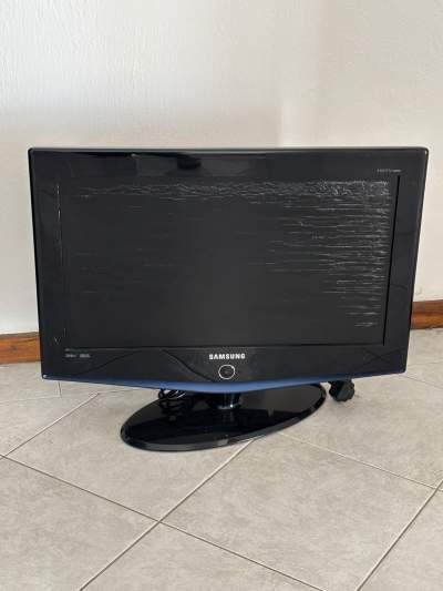 TV samsung - All household appliances on Aster Vender