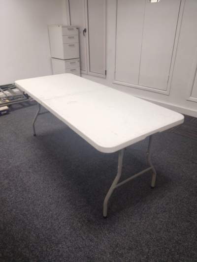 TABLE PLIABLE - Garden Furniture