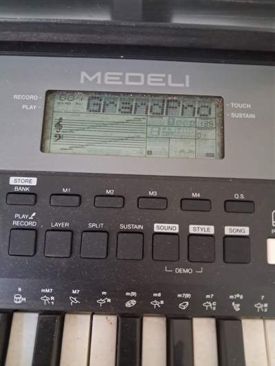 CLAVIER - Electronic piano