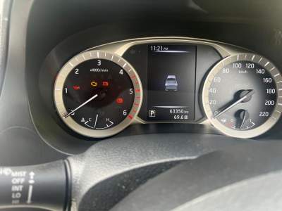 Navara - Pickup trucks (4x4 & 4x2)