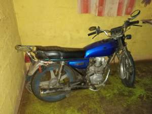 Winds 150cc - Sports Bike