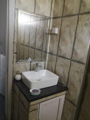 Location saisonnière  - House on Aster Vender