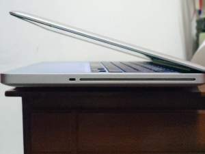 MacBook Pro Core i5 - Laptop on Aster Vender