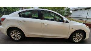 Mazda 3 Sedan 1.6L - Family Cars on Aster Vender