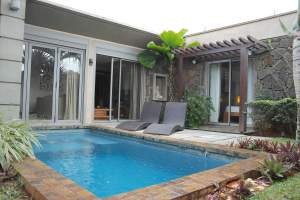 A vendre villa sous statut RES à pereybere  - Villas