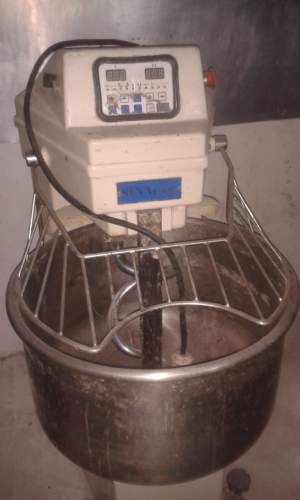 Batteur Petrin - Others on Aster Vender