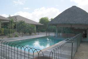Belle villa familiale idéalement situé 4 chambres avec piscine - Villas