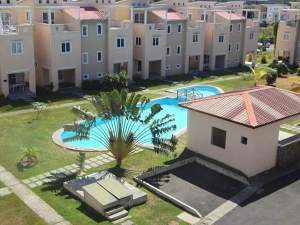 Triplex 3 chambres sécurisé avec piscine  - Apartments