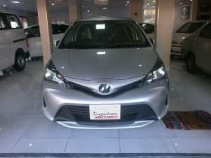 Toyota vitz - Family Cars on Aster Vender
