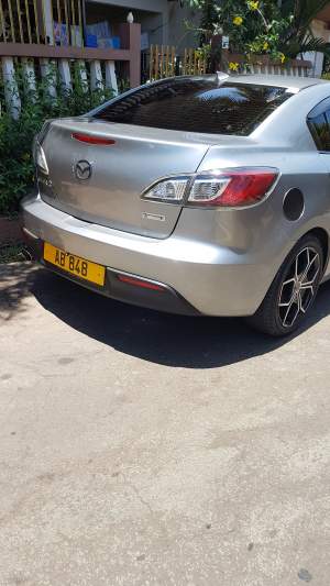 Mazda 3 yr 09 - Family Cars on Aster Vender