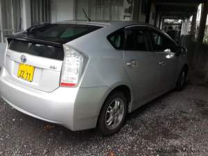 Toyota Prius 3 - Family Cars on Aster Vender