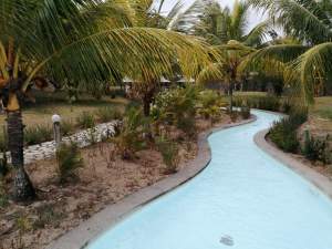 Studio Mur 2.5 m opp Public Beach, Bain Boeuf - Apartments