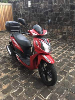 scooter SYM 150 SR - Scooters (upto 50cc) on Aster Vender
