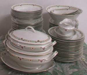 A VENDRE VAISSELLE 66 PIECES ET COUVERT ARGENT 42 PIECES STAINLESS  - Antiquities on Aster Vender