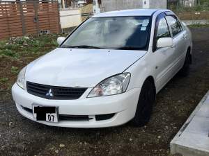 Lancer GLX - Family Cars on Aster Vender