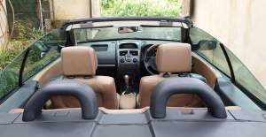 Renault Megane 1.6 Cabriolet - Luxury Cars on Aster Vender