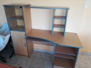 Table d'ordinateur - Computer tables on Aster Vender