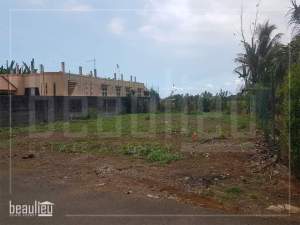 Two residential lands of 7 and 7.5 perches are for sale in Morc Swan,  - Land on Aster Vender