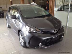 Toyota Vitz 1320cc - Compact cars on Aster Vender