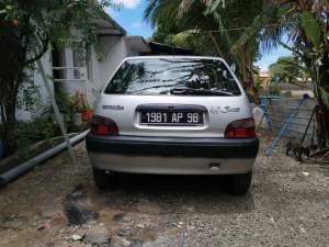 Citroen saxo 2 port - Compact cars