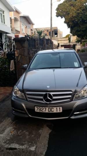 Selling mercedes blue efficiency c180 year 2011. good condition car Gr - Luxury Cars