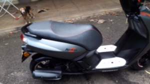 Peugeot Kisbee - Scooters (upto 50cc) on Aster Vender