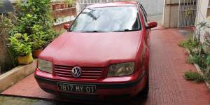 Volkswagen Bora Yr 01 - Family Cars on Aster Vender