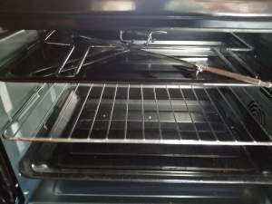 Four (oven) Black & Decker - Kitchen appliances on Aster Vender