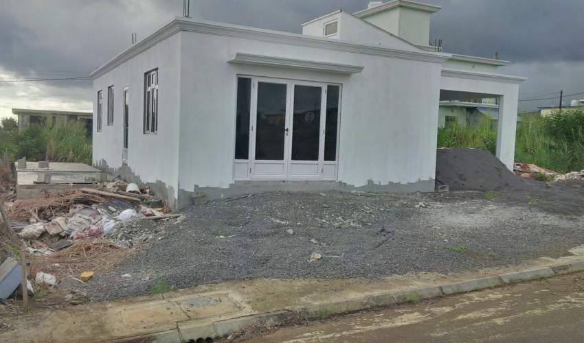 House of 1250sqft on 7p of land for sale at Souillac - 1 - House  on Aster Vender