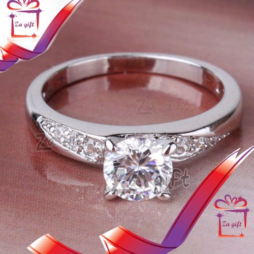 Female : 18 K Silver Filled Ring on Aster Vender