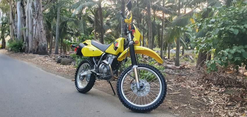 SUZUKI DR-Z 250 - 2 - Sports Bike  on Aster Vender