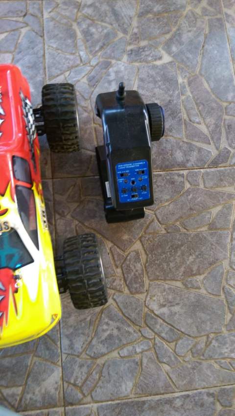 4×4 rc electronic à vendre  - 5 - Off Roader Cars  on Aster Vender