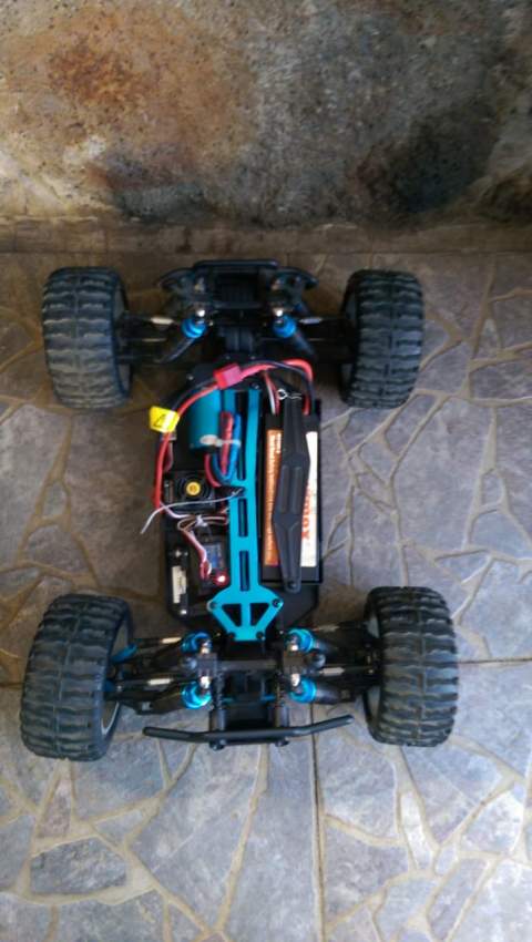 4×4 rc electronic à vendre  - 3 - Off Roader Cars  on Aster Vender