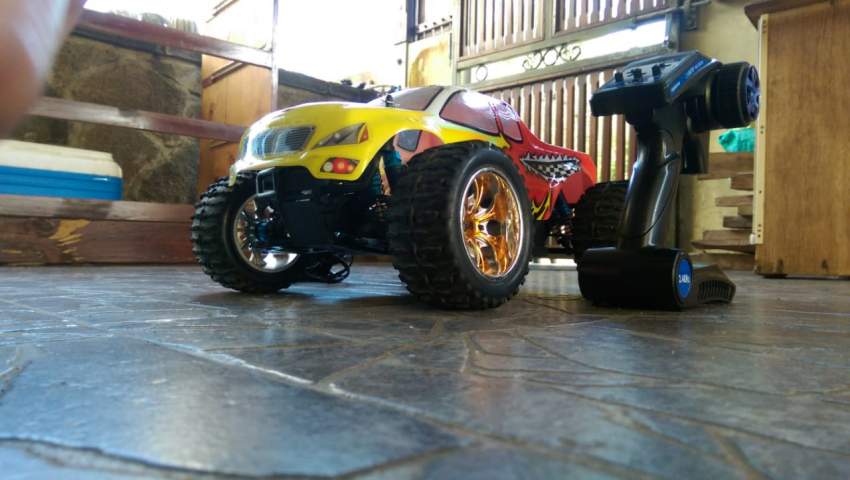 4×4 rc electronic à vendre  - 1 - Off Roader Cars  on Aster Vender