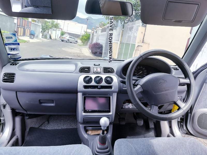 Nissan March K11 - 3 - Compact cars  on Aster Vender