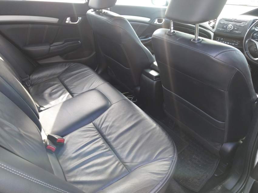 Honda Civic Year  2015 - 9 - Luxury Cars  on Aster Vender