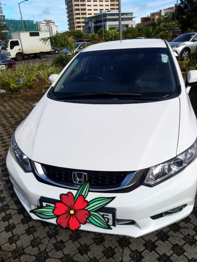 Honda Civic Year  2015 - 1 - Luxury Cars  on Aster Vender